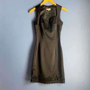 Sweetheart sleeveless bodycon dress